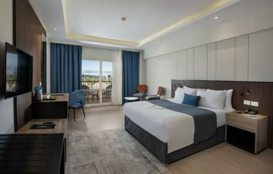 THE V LUXURY RESORT SAHL HASHEESH